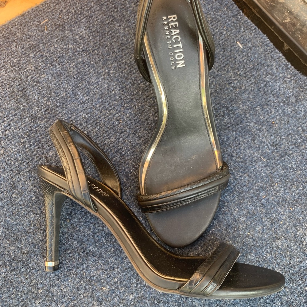 Kenneth Cole Reaction Black Women's Heels